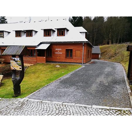 Penzion U Vodopadu Карлова Студанка Екстер'єр фото